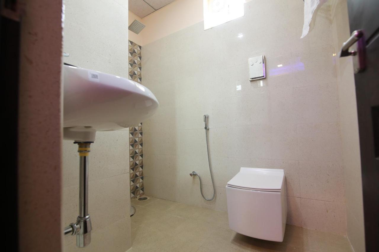 Hotel Apple Suites บังกาลอร์ ภายนอก รูปภาพ