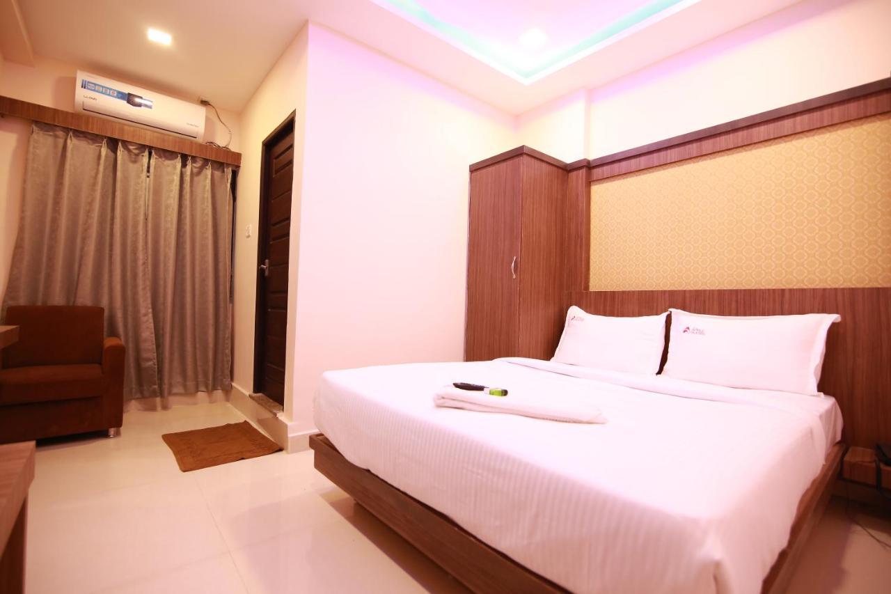 Hotel Apple Suites บังกาลอร์ ภายนอก รูปภาพ