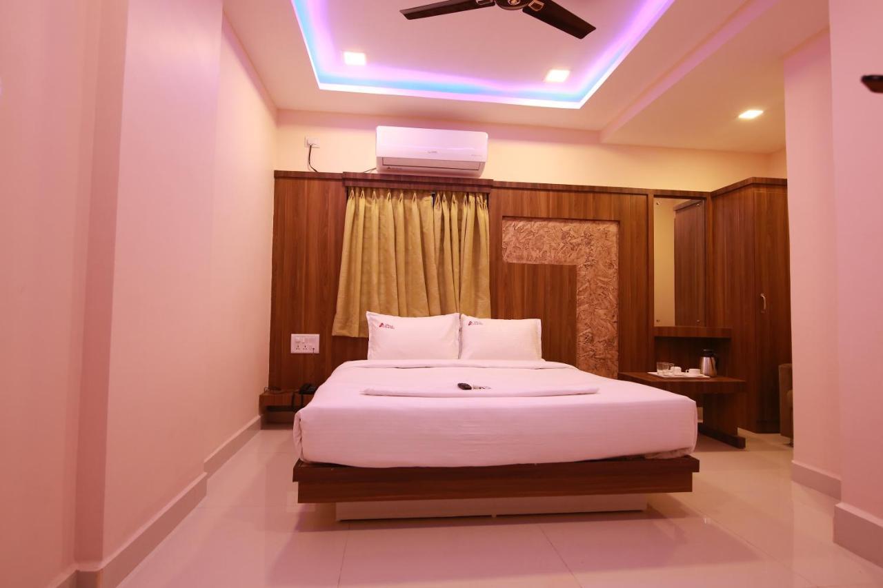 Hotel Apple Suites บังกาลอร์ ภายนอก รูปภาพ