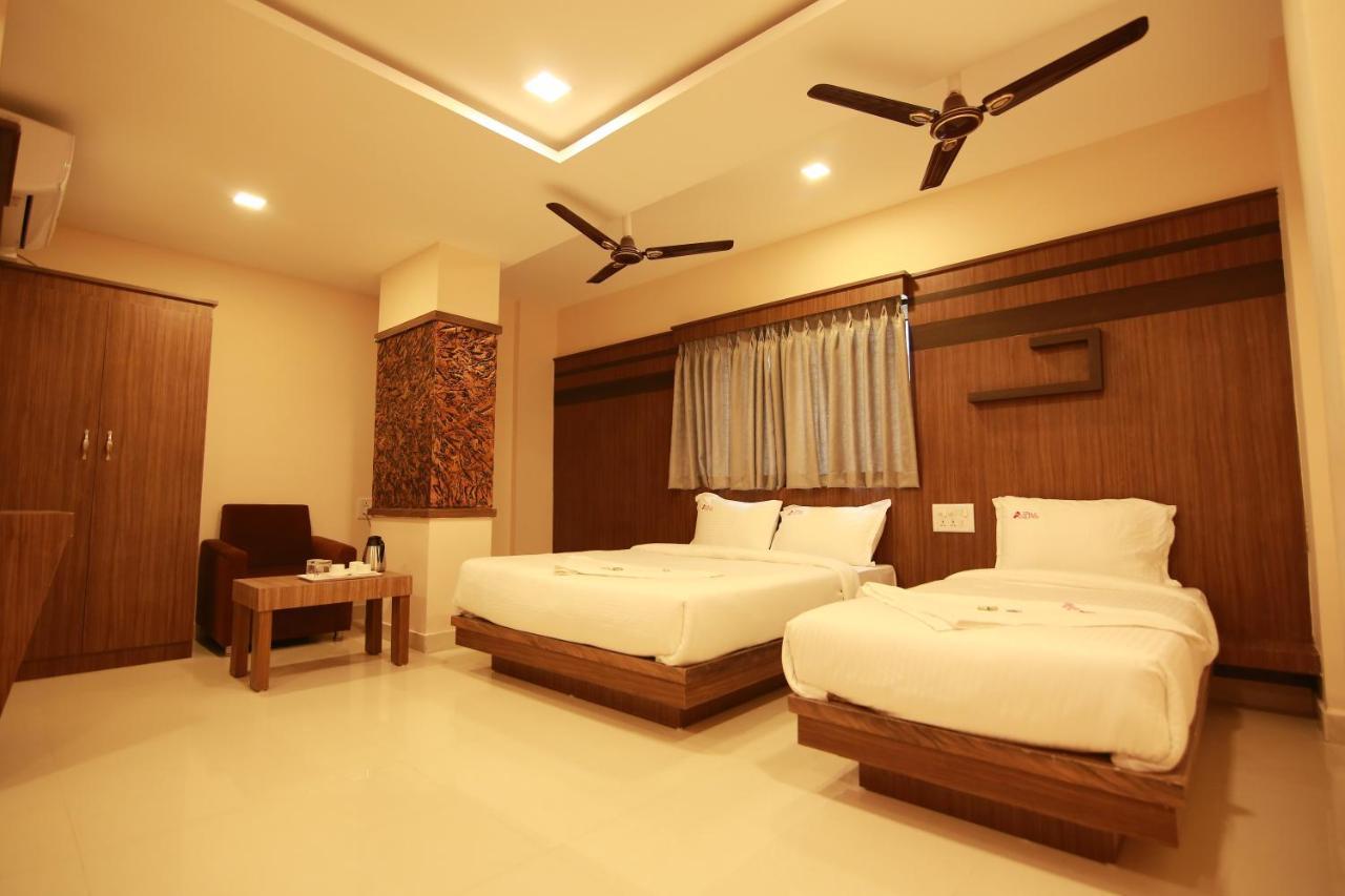 Hotel Apple Suites บังกาลอร์ ภายนอก รูปภาพ