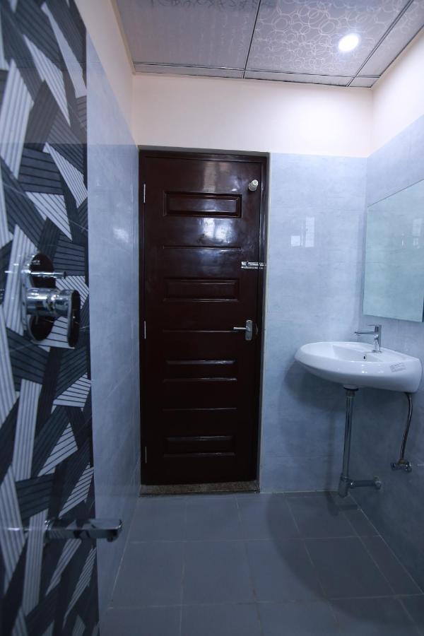 Hotel Apple Suites บังกาลอร์ ภายนอก รูปภาพ
